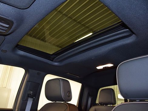 Used 2023 GMC Canyon Denali image 29