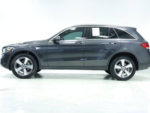 Used 2022 Mercedes-Benz GLC 300 w/ Premium Package Lite image 4
