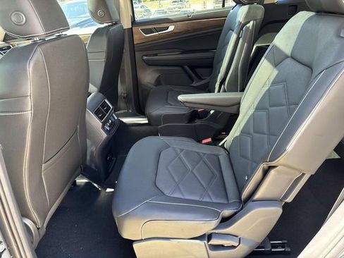 New 2026 Volkswagen Atlas SE image 11