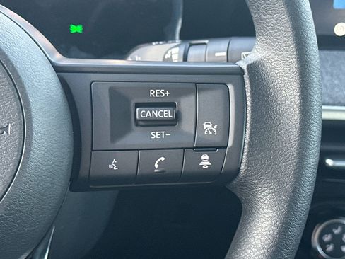 New 2026 Nissan Kicks S image 25