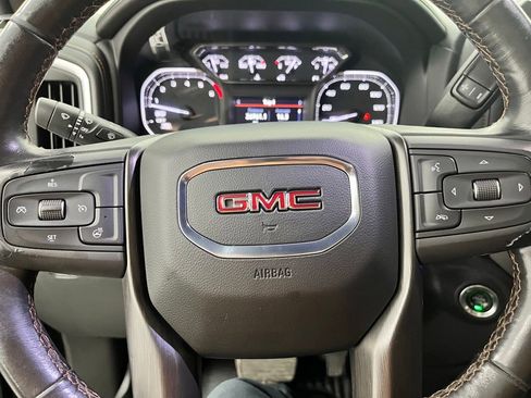 Used 2021 GMC Sierra 1500 AT4 w/ AT4 Premium Package AWD/4WD image 22