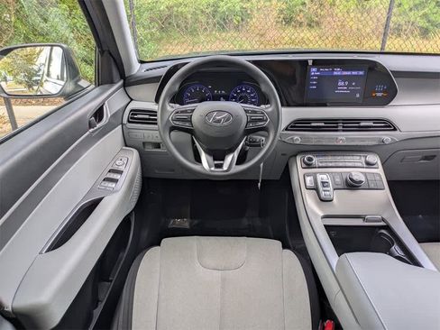Certified 2022 Hyundai Palisade SE image 21