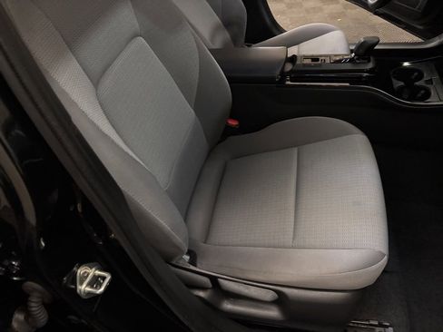 Used 2023 Toyota Prius Limited image 19