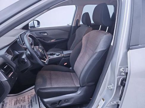 Certified 2023 Nissan Rogue SV image 11