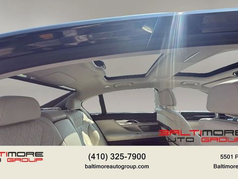 Used 2019 BMW 750i xDrive w/ Executive Package AWD/4WD image 25