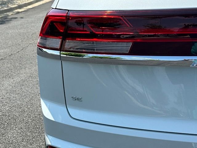 New 2026 Volkswagen Atlas Cross Sport SE AWD/4WD image 12