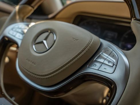 Used 2015 Mercedes-Benz S 550 4MATIC Sedan image 24