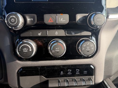New 2026 RAM 1500 Big Horn AWD/4WD image 29
