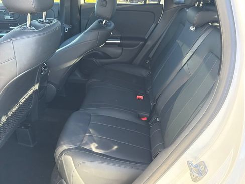 Used 2023 Mercedes-Benz GLA 250 4MATIC image 35