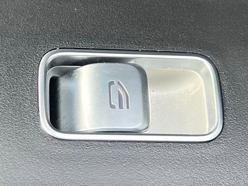 Certified 2022 Mercedes-Benz GLS 450 4MATIC image 35