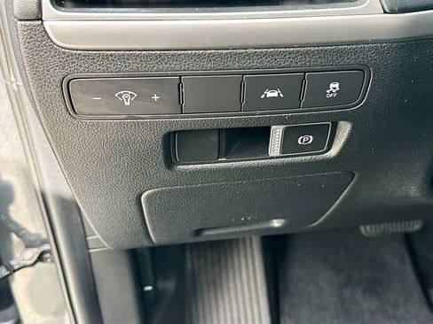 Used 2021 Hyundai Palisade SE FWD image 27