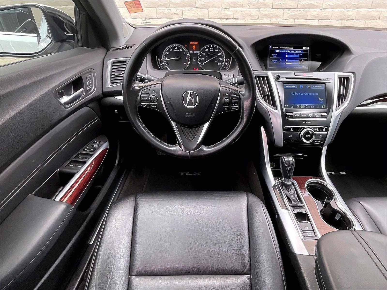 Used 2016 Acura TLX FWD image 4