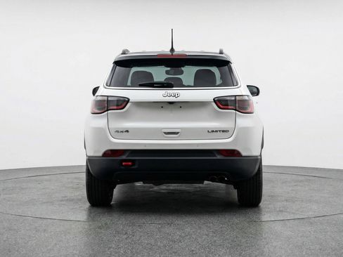 Used 2025 Jeep Compass Trailhawk AWD/4WD image 7