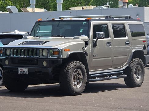 Used 2003 HUMMER H2 w/ Preferred Equipment Group AWD/4WD image 8
