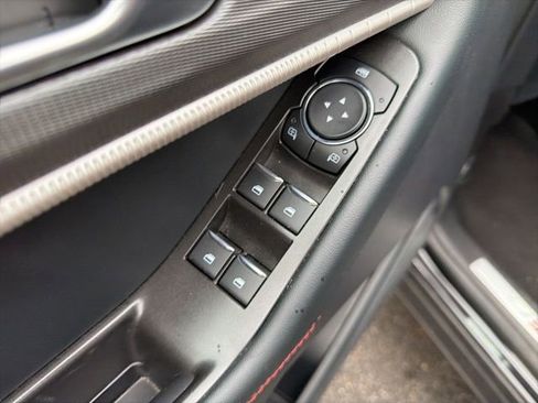 Certified 2025 Ford Explorer ST-Line image 25