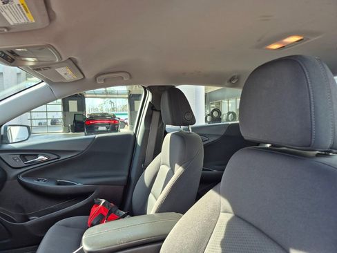 Used 2024 Chevrolet Malibu LT image 13