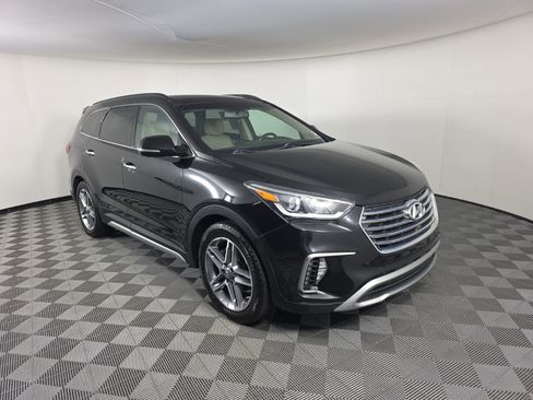 Used 2017 Hyundai Santa Fe Limited AWD/4WD image 7