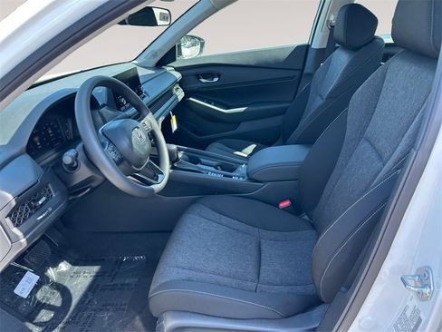 New 2025 Honda Accord SE image 9