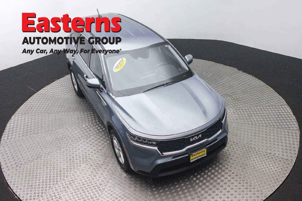 Used 2022 Kia Sorento LX FWD image 4