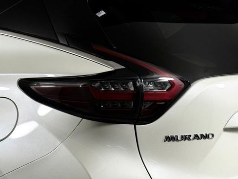 Used 2021 Nissan Murano SL w/ SL Moonroof Package FWD image 15