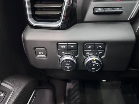 Certified 2022 GMC Sierra 1500 Denali w/ Denali Reserve Package image 24