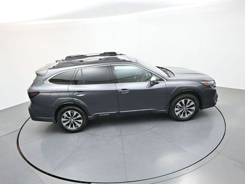 Used 2023 Subaru Outback Touring AWD/4WD image 32