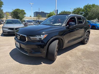Used 2019 Volvo XC40 T5 Momentum