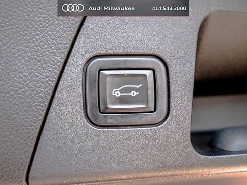 Used 2020 Buick Envision Essence FWD image 43