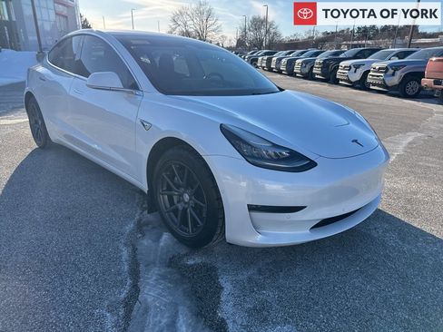 Used 2018 Tesla Model 3 Long Range image 1
