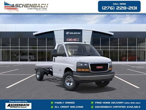 New 2025 GMC Savana 3500 w/ Power Convenience Package RWD image 1