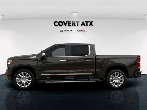Used 2023 Chevrolet Silverado 1500 High Country w/ High Country Premium Package image 5