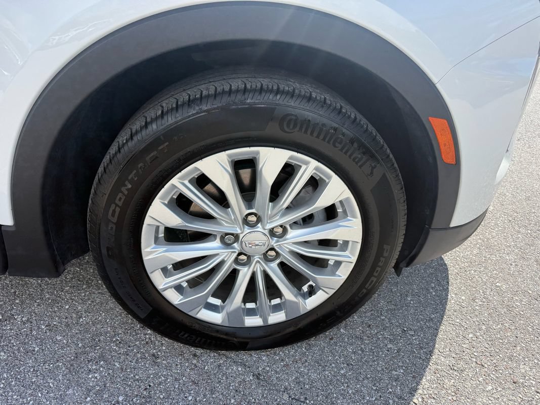 Used 2024 Cadillac XT4 Luxury FWD image 8