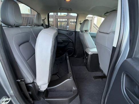 Used 2020 Chevrolet Colorado W/T w/ WT Convenience Package image 38