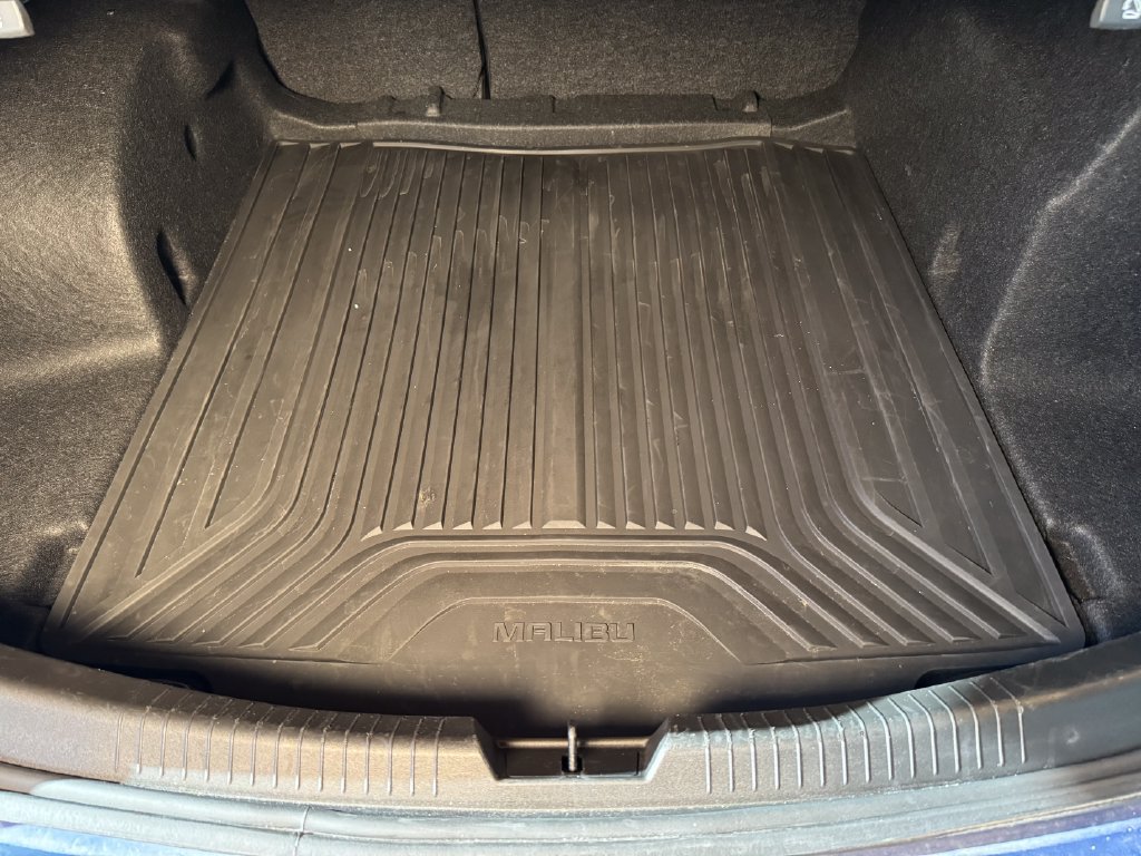 Used 2023 Chevrolet Malibu LS w/ LPO, Floor Liner Package FWD image 22