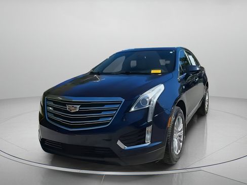 Used 2017 Cadillac XT5 Luxury w/ Driver Awareness Package image 10