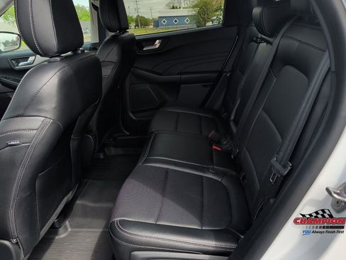 Used 2022 Ford Escape SEL AWD/4WD image 16