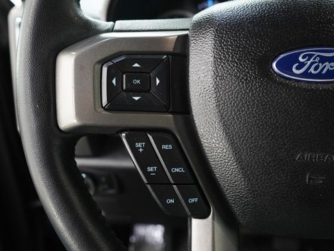 Used 2021 Ford Expedition XLT image 29