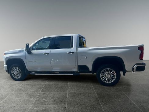 Used 2020 Chevrolet Silverado 3500 High Country w/ Z71 Off-Road Package image 4