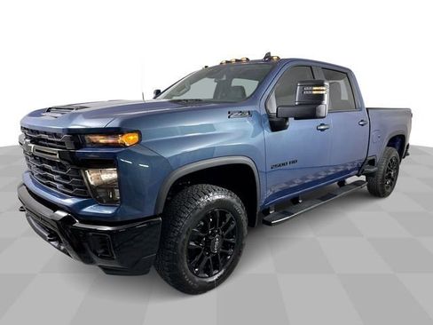 New 2026 Chevrolet Silverado 2500 Custom w/ Custom Value Package AWD/4WD image 4