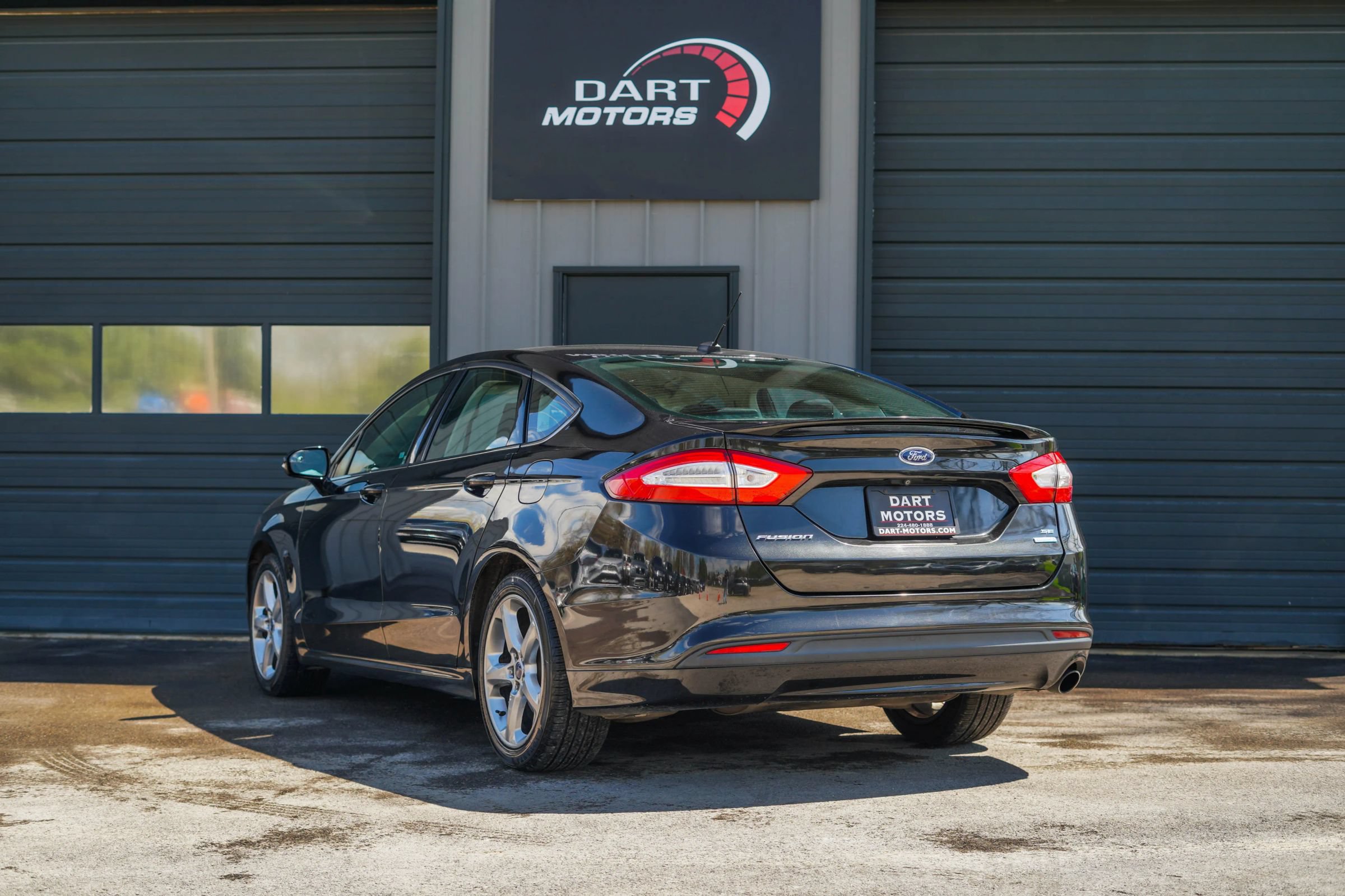 Used 2015 Ford Fusion SE w/ Equipment Group 201A FWD image 5