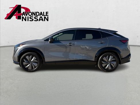 Certified 2025 Nissan Ariya FWD image 3