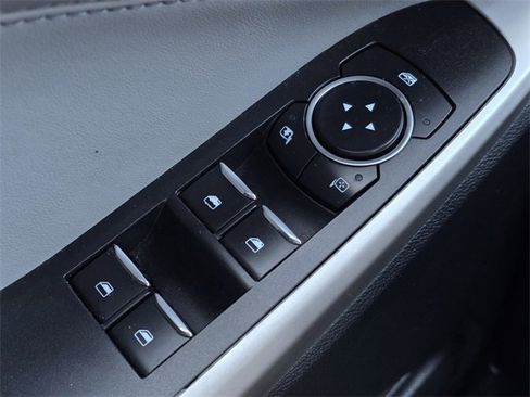 Used 2021 Ford Explorer XLT w/ Equipment Group 202A image 24