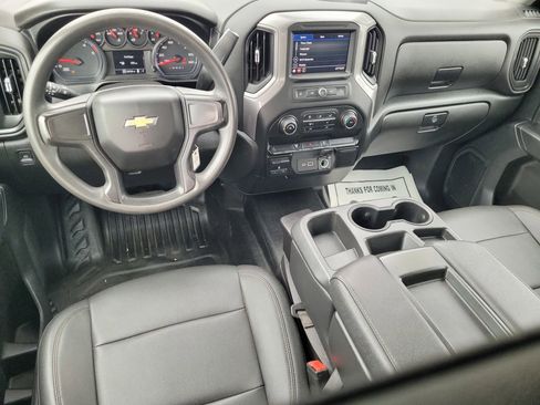 Used 2021 Chevrolet Silverado 2500 W/T image 25