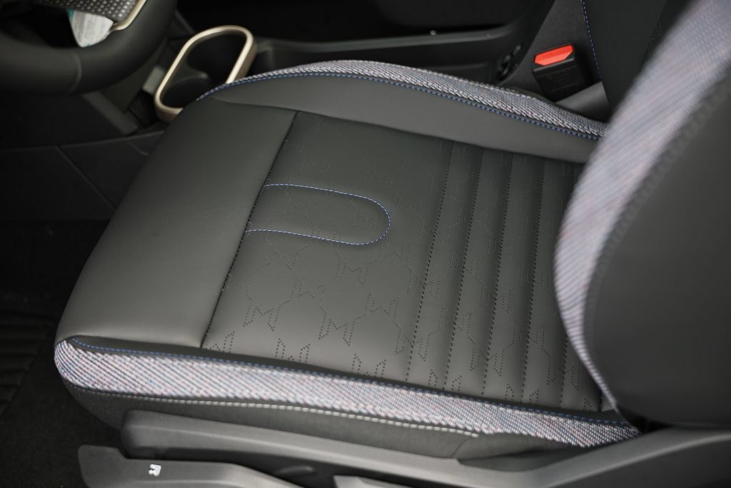 New 2026 MINI Cooper 2-Door Hardtop FWD image 20