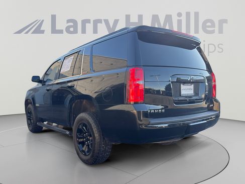 Used 2017 Chevrolet Tahoe LT w/ Luxury Package AWD/4WD image 3