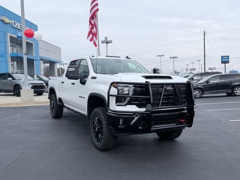 New 2026 Chevrolet Silverado 2500 LT w/ Trail Boss Package AWD/4WD image 2