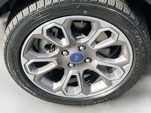 Used 2019 Ford EcoSport Titanium image 32