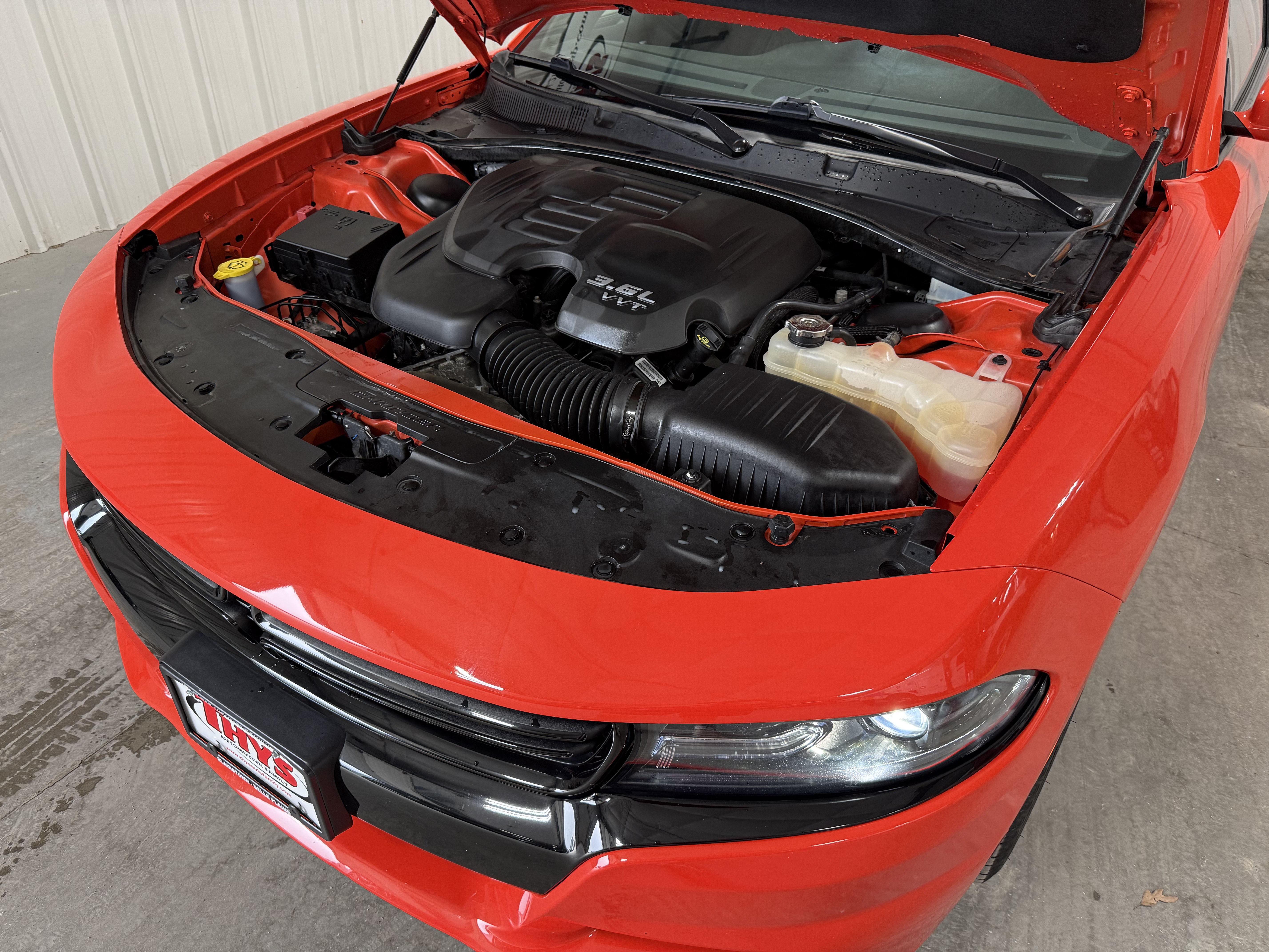 Used 2017 Dodge Charger SXT w/ AWD Plus Group image 17