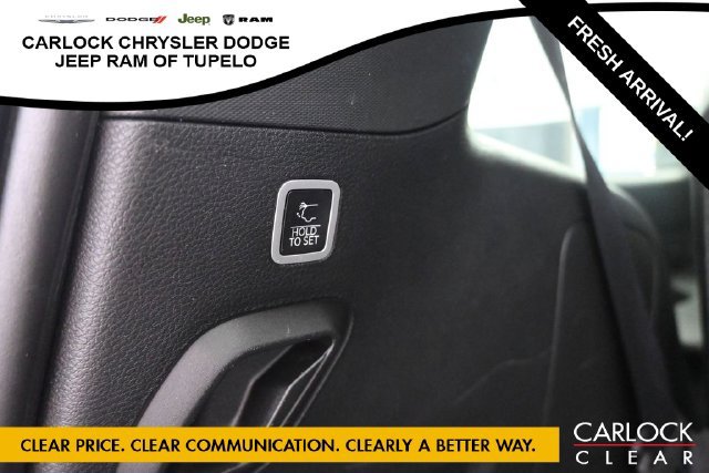 Used 2023 Jeep Wagoneer Series II AWD/4WD image 34