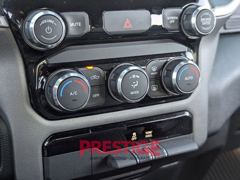 Used 2022 RAM 1500 Big Horn AWD/4WD image 28